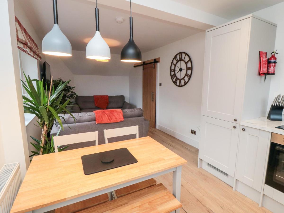 4 Maypole Green Уитби Экстерьер фото